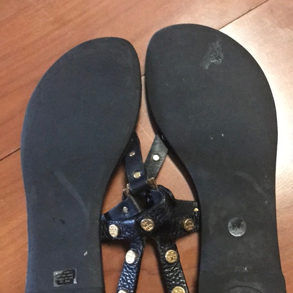 COPY - Tory burch thong sandal - Picture 3 of 3